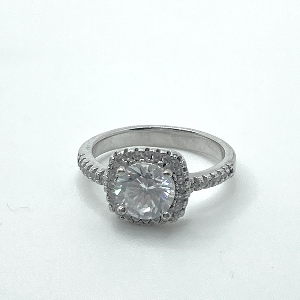 Sterling Silver & Cubic Zirconia Engagement Promise Cocktail Ring Size 6